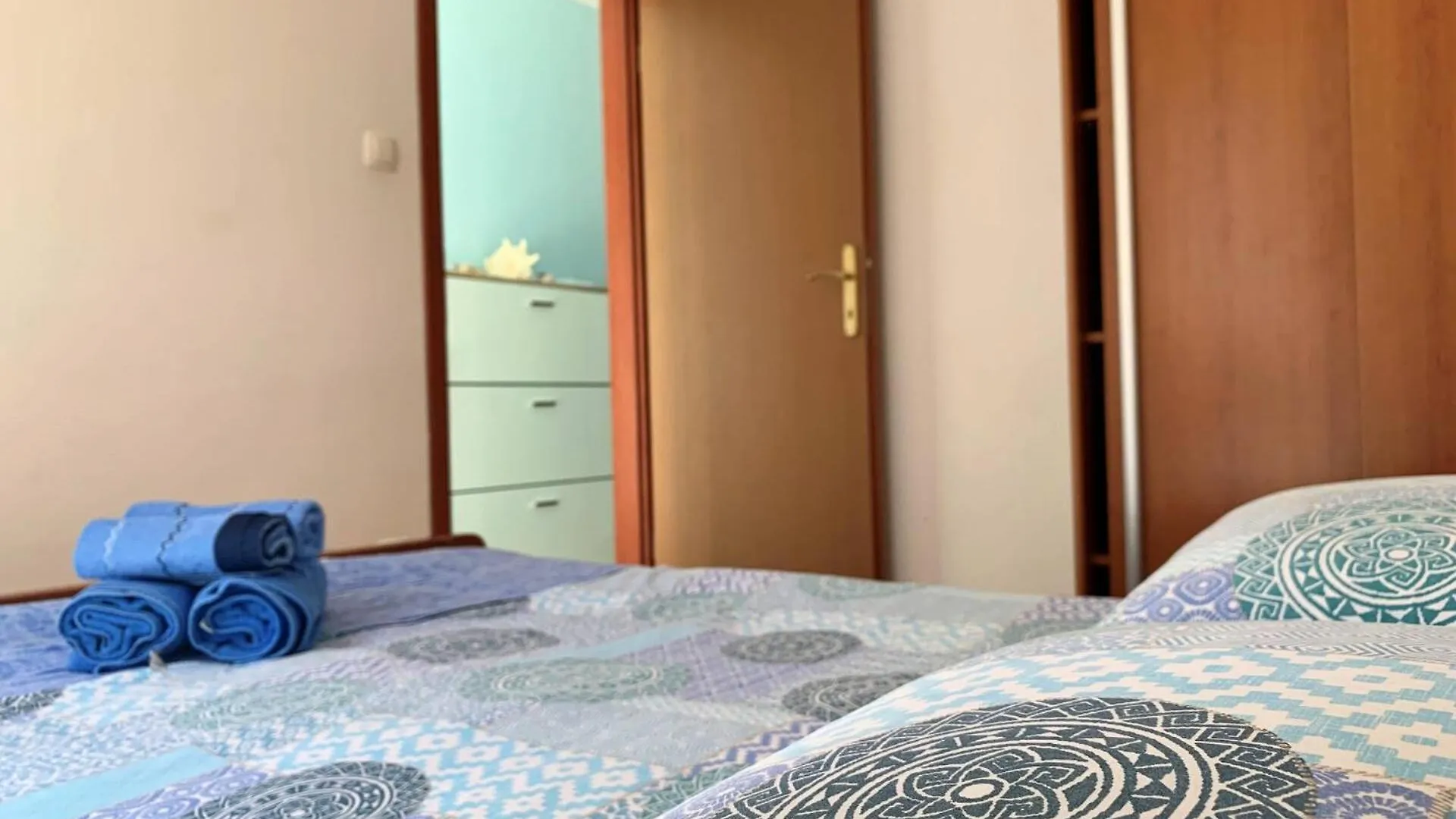 Apartments Beach Silo  3*, Silo (Krk) Croatia