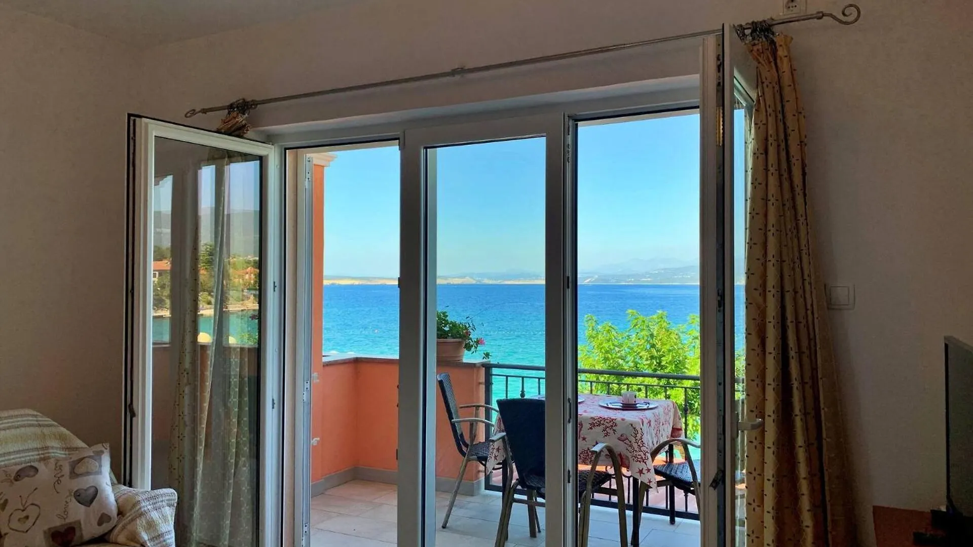 *** Guest house Apartments Beach Silo  Croatia