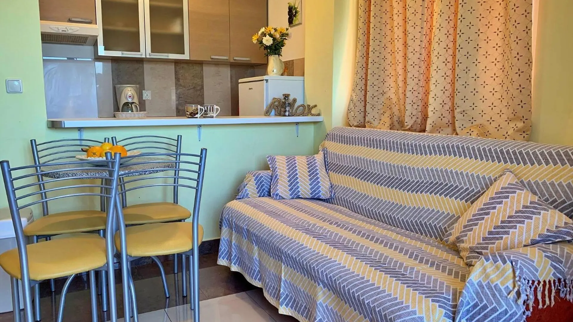 Guest house Apartments Beach Silo