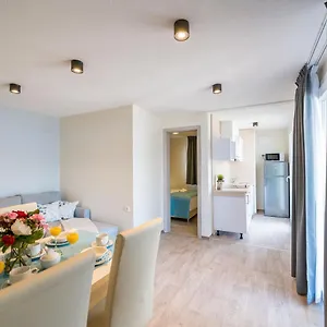  Ferienhaus Sea View Mobile By Interhome
